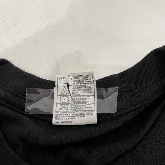 Chris Brown 2015 “ One Hell of a Nite” band tour. Size large in black never worn - Picture 7 of 7